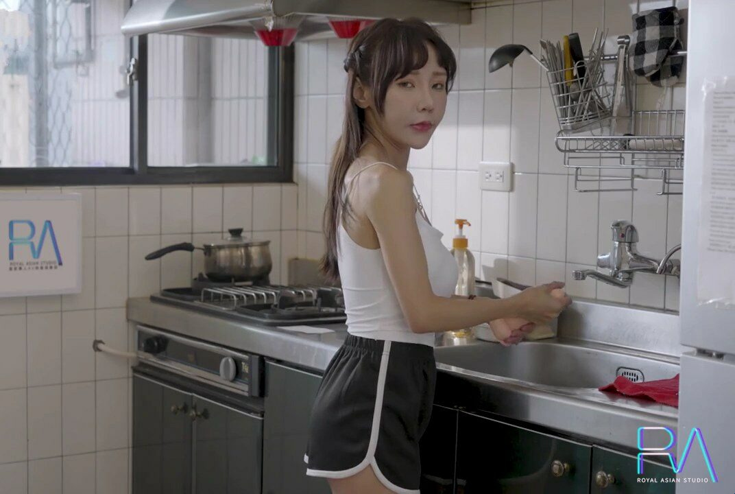 通姦的父親和他十幾歲的女兒