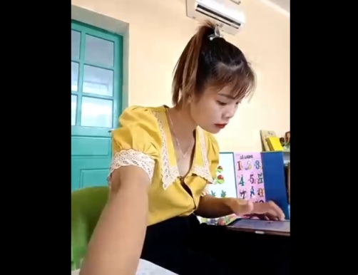 Cô giáo mầm non dâm đãng
