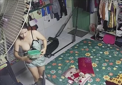 Hack Camera Bella ragazza a casa