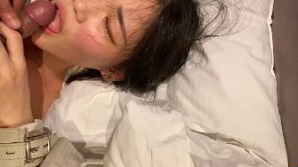Beautiful teen babe loves to show cock